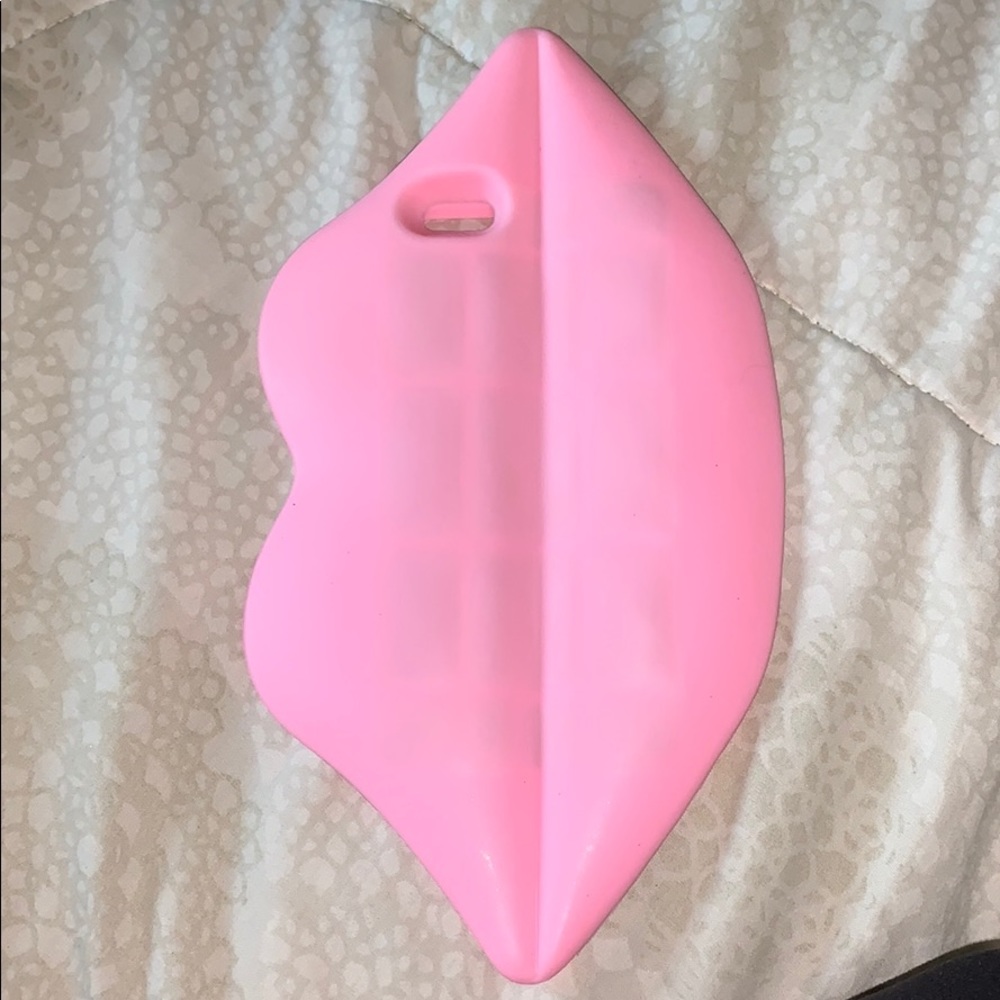 iPhone 6 Plus Lips case